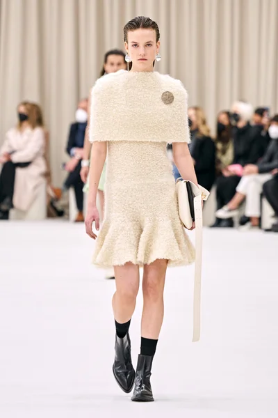 Look 38